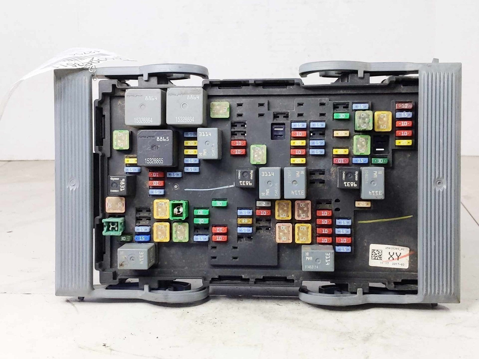Engine Fuse Box CHEVY SILVERADO 1500 10 11 12 130